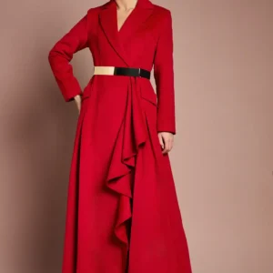 Alternative view of Langer Damen Mantel in Camel mit Goldgürtel & Volant – Festlich & Elegant